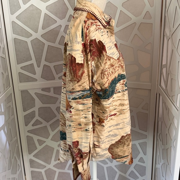 Scenic Print Button-Up Blouse - Picture 2 of 4